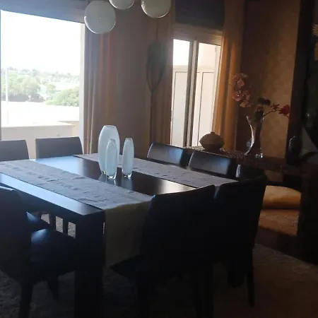 Apartment Quattro Sea View Beachfront Ap 6 *