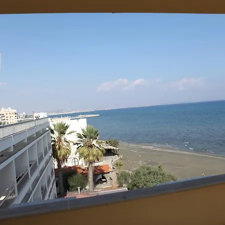 Apartment Quattro Sea View Beachfront Ap 6
